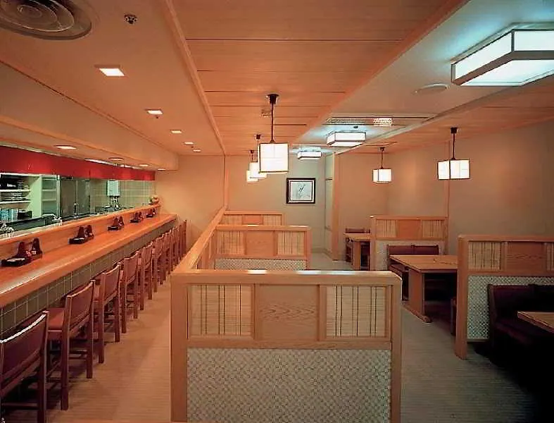 ***  Nagoya Crown Hotel Giappone